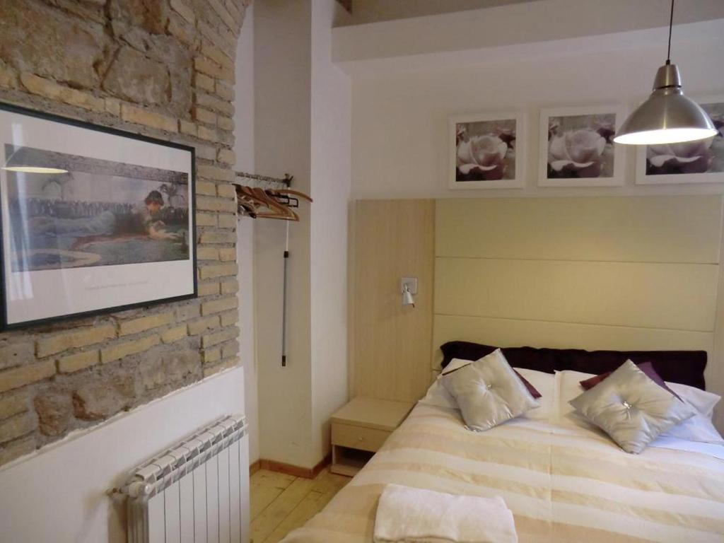 Caesar'S Rooms Рим Екстер'єр фото